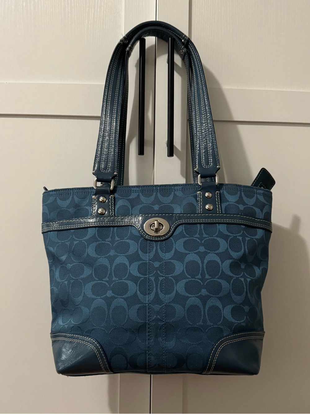 Coach Hampton Tote in Signature Jacquard Blue